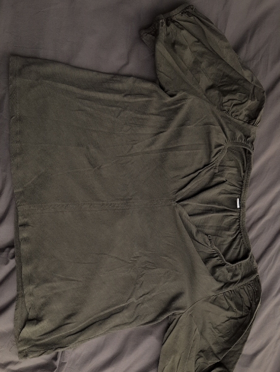Old Navy Tops - Olive Green Puff Sleeve Top Size M